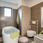 Luxury With Pool Near The Beach, Great View - Traveler Tourist Agency Krk - Id 2135 Crikvenica