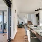 Luxury With Pool Near The Beach, Great View - Traveler Tourist Agency Krk - Id 2135