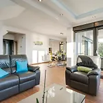 Luxury With Pool Near The Beach, Great View - Traveler Tourist Agency Krk - Id 2135 * Crikvenica