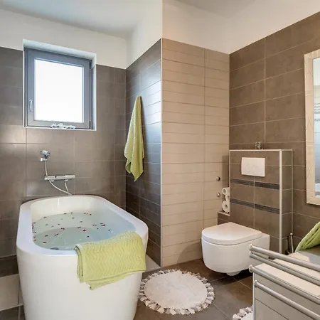 Luxury With Pool Near The Beach, Great View - Traveler Tourist Agency Krk - Id 2135 Crikvenica