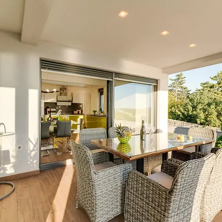 Villa Luxury With Pool Near The Beach, Great View - Traveler Tourist Agency Krk - Id 2135 *