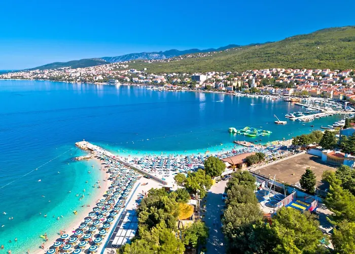 Luxury With Pool Near The Beach, Great View - Traveler Tourist Agency Krk - Id 2135 别墅 *