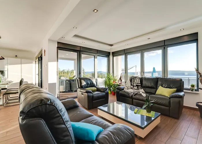 Luxury With Pool Near The Beach, Great View - Traveler Tourist Agency Krk - Id 2135